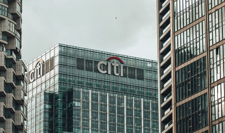 Senior women seem to be leaving Citi's functions 